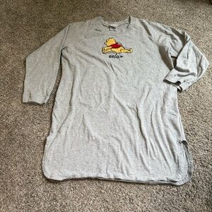 Disney Pooh “relax” Long Sleeve Sleep Tee medium